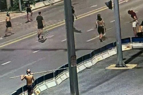 Phú Thọ: 18 thanh thiếu niên mang hung khí đi 'giải quyết mâu thuẫn' sa lưới nhờ camera AI