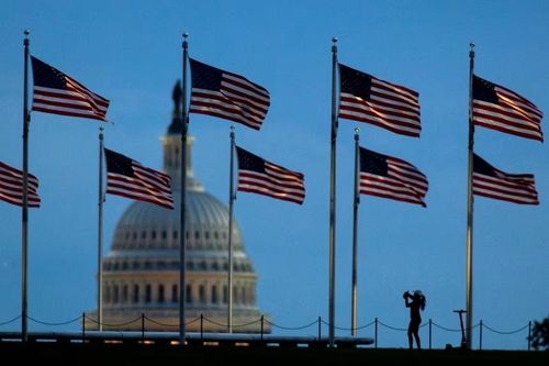 Ông Trump đau đầu vì tình báo