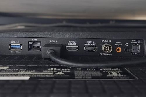 Chú ý cổng này nếu không muốn làm hỏng TV