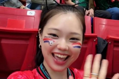 CĐV Mexico thành 'tội đồ' vì hành vi xúc phạm YouTuber Hàn Quốc