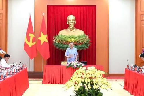 Tổng Bí thư, Chủ tịch nước Tô Lâm: Không để học sinh nào vì hoàn cảnh khó khăn mà không được đến trường