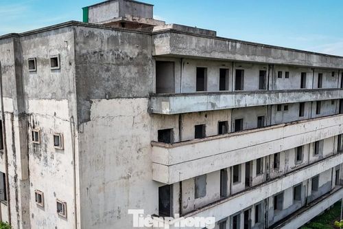 Cận cảnh Dự án bệnh viện 'đắp chiếu' trên khu đất vàng ở Ninh Bình