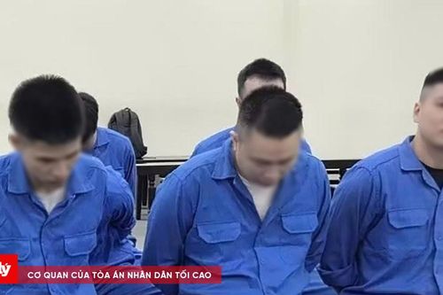 Nhóm người bán cô gái dưới 16 tuổi qua nhiều quán karaoke hầu tòa