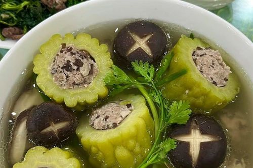 Mướp đắng thanh nhiệt, giải độc nhưng 3 nhóm người không nên ăn