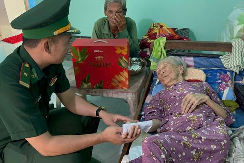 Người lính Biên phòng là điểm tựa trong lòng dân