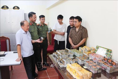 Triệt phá đường dây lừa đảo bằng hình thức livestream bán vé cào trúng thưởng