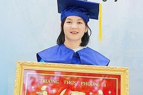 Chân dung nữ thủ khoa đạt 3 điểm 10 kỳ thi lớp 10: Điều bất ngờ nhất đến từ môn Ngữ văn