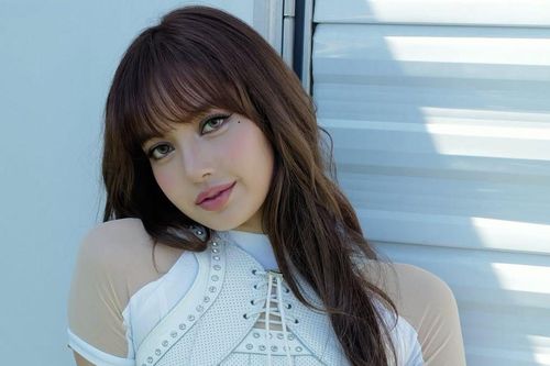 Lisa (BLACKPINK) vướng nghi vấn can thiệp 'dao kéo'