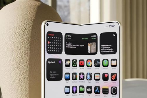 Apple có thể ra mắt iPhone màn hình gập đầu tiên cùng iPhone 18 Pro Max