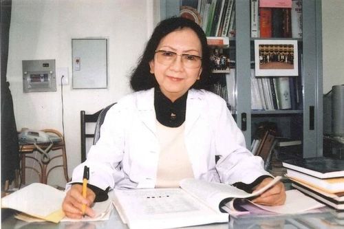 GS.TSKH Phạm Thị Trân Châu: 'Tôi chưa bao giờ hết ham muốn học'