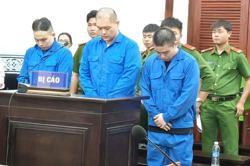 Giấu ma túy ở 'chỗ hiểm', 3 du khách Hàn Quốc vẫn bị phát hiện tại sân bay Tân Sơn Nhất