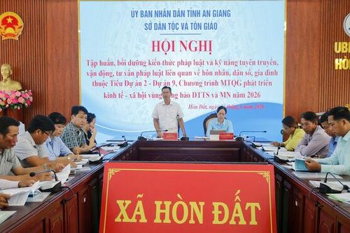 Sở Dân tộc và Tôn giáo tỉnh An Giang tập huấn, bồi dưỡng kiến thức pháp luật và kỹ năng tuyên truyền tại xã Hòn Đất