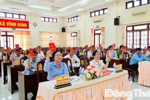 HĐND xã Vĩnh Bình: Thông qua 3 Nghị quyết quan trọng