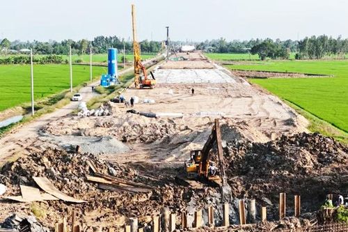 Cần Thơ yêu cầu báo cáo tiến độ nguồn cát cho các dự án trọng điểm trước ngày 20/6