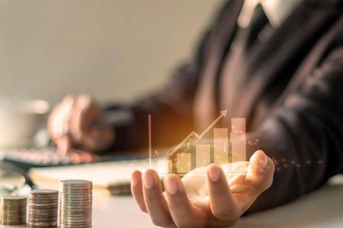 Từ 1/8/2026, người thôi chức trong nhiều lĩnh vực công nghệ bị hạn chế lập doanh nghiệp