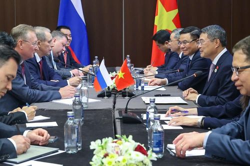 Thủ tướng Lê Minh Hưng tiếp Tổng Giám đốc Công ty Zarubezhneft (Nga)