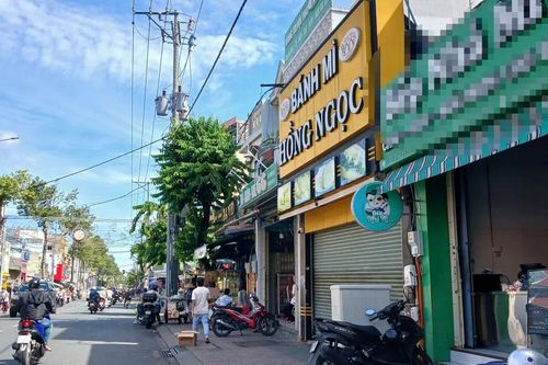 Đồng Tháp: 93 trường hợp nhập viện nghi ngộ độc thực phẩm do ăn bánh mì