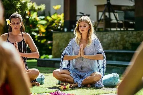 Gen Z chi tiền mua 'sự im lặng' khi xu hướng wellness lên ngôi