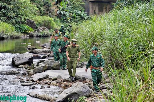 'Lá chắn mềm' bảo vệ Tổ quốc từ sớm, từ xa