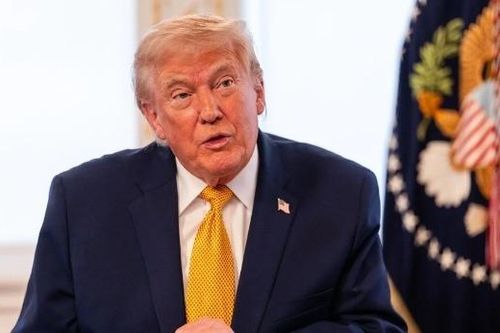 Ông Trump xác nhận Mỹ đang theo dõi các kho uranium của Iran