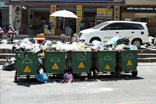 Lâm Đồng lúng túng trong thu gom, xử lý rác thải sinh hoạt