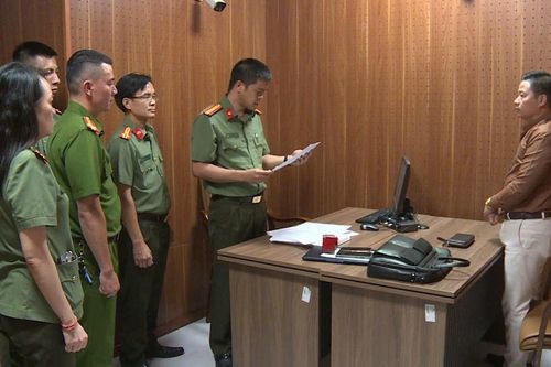Chủ tịch 'Hệ sinh thái GMT' lĩnh 20 năm tù vì lừa đảo góp vốn kinh doanh nước ion kiềm