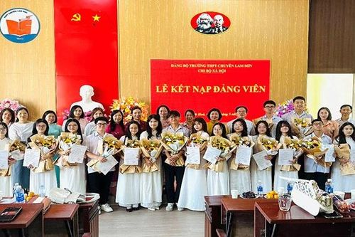 Phát triển đảng viên là học sinh ở Thanh Hóa - Giải pháp hiệu quả bảo vệ nền tảng tư tưởng của Đảng trong tình hình mới