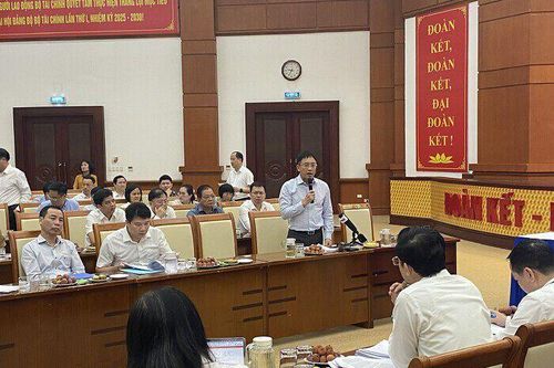 Bộ Tài chính nói gì về đề xuất nâng ngưỡng doanh thu chịu thuế TNCN lên 5 tỷ đồng/năm?