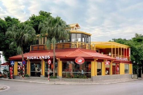 Chuỗi cà phê đầu tiên đạt 1.000 cửa hàng tại Việt Nam, nhưng chuyên gia cảnh báo một ly cà phê tệ có thể 'đánh sập' cả hệ thống