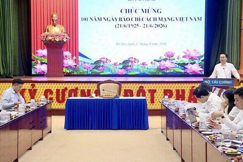 Thứ trưởng Bộ Tài chính: Giữ mục tiêu tăng trưởng hai con số, linh hoạt trong từng kịch bản