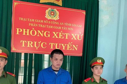 Xét xử trực tuyến vụ 'Tàng trữ trái phép chất ma túy'