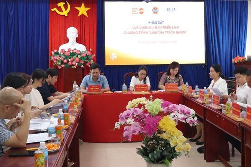 Khảo sát triển khai chương trình 'Làm cha trách nhiệm' tại xã Cam Lâm