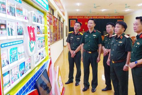 Kiểm tra công tác phổ biến, giáo dục pháp luật tại Sư đoàn 346