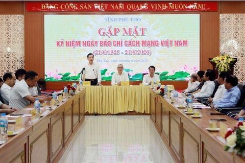 Bí thư Tỉnh ủy Phú Thọ: Báo chí là cầu nối quan trọng đồng hành cùng sự phát triển của tỉnh