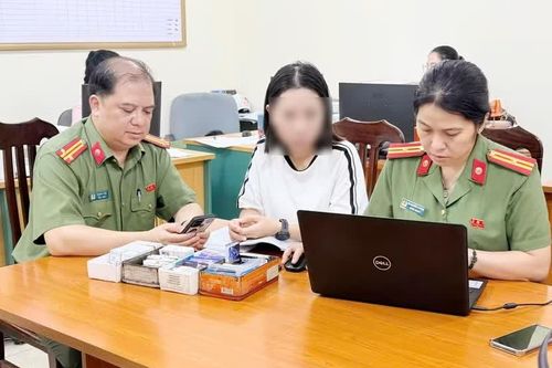 Bán sim điện thoại không chính chủ, một cơ sở kinh doanh bị xử phạt