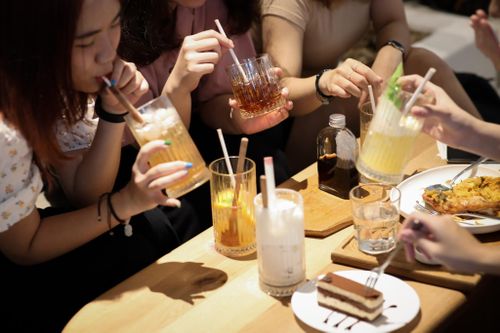 Yếu tố nào giúp doanh nghiệp 'níu chân' khách hàng?