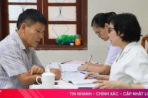 Khám sức khỏe định kỳ cho hơn 900 cán bộ