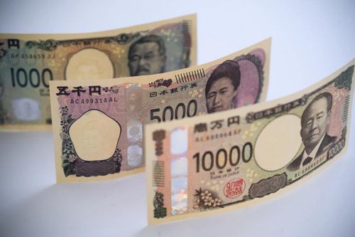 Đồng yên sụt xuống mức thấp nhất 2 năm sau quyết định lãi suất của Fed