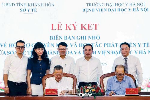 Sở Y tế Khánh Hòa và Bệnh viện Đại học Y Hà Nội ký kết biên bản hợp tác