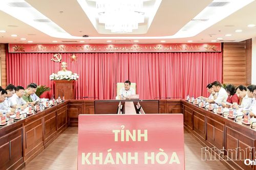 Bí thư Tỉnh ủy Trần Phong chủ trì phiên họp về giải phóng mặt bằng