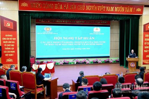 Gần 130 cán bộ, công chức hải quan được tập huấn kiến thức về bảo vệ bí mật nhà nước và an ninh mạng