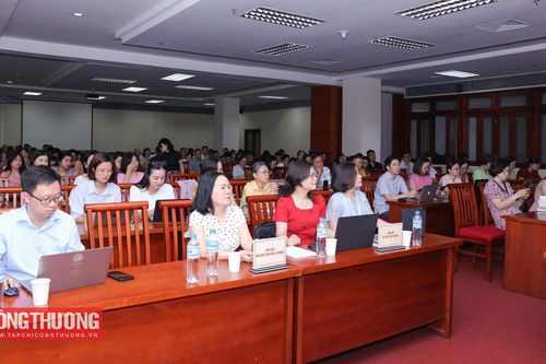 Bộ Công Thương tổ chức lớp bồi dưỡng chuyên sâu về ứng dụng AI cho khối báo chí, truyền thông