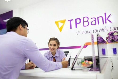 TPBank: Tiền gửi khách hàng sụt 12.000 tỷ đồng, nợ xấu tăng gần 50% chỉ sau một quý