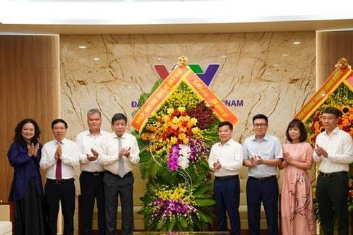 Phó Chủ tịch Thường trực UBND TP Hà Nội thăm, chúc mừng VTV và Hội Nhà báo thành phố Hà Nội