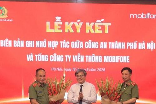 Công an Hà Nội và MobiFone hợp tác thúc đẩy chuyển đổi số, xây dựng đô thị thông minh
