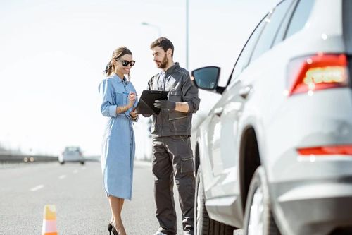 Chọn bảo hiểm vật chất xe ô tô nào để có ngay quyền cứu hộ quốc tế?