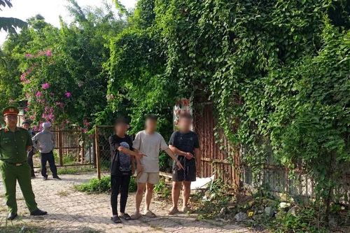Nhanh chóng làm rõ nhóm thanh, thiếu niên dùng hung khí tấn công người đi đường