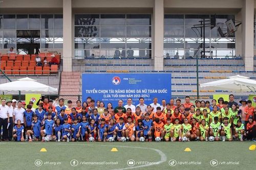 Khai mạc chương trình tuyển sinh, phát hiện tài năng bóng đá nữ trẻ trên toàn quốc