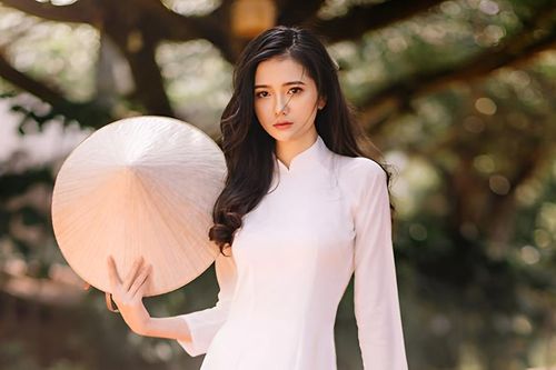 Có một chữ tiếng Việt không mang nghĩa cụ thể nhưng có thể 'cứu' cả cuộc trò chuyện