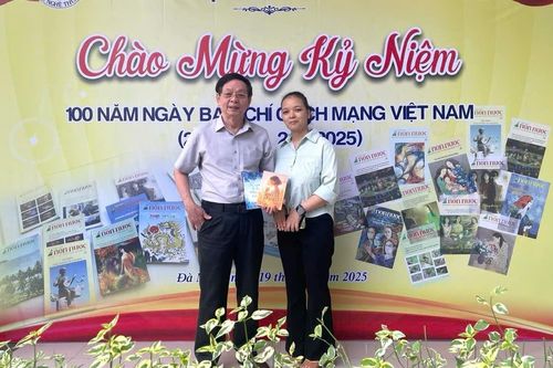 Phía sau một cơn mưa